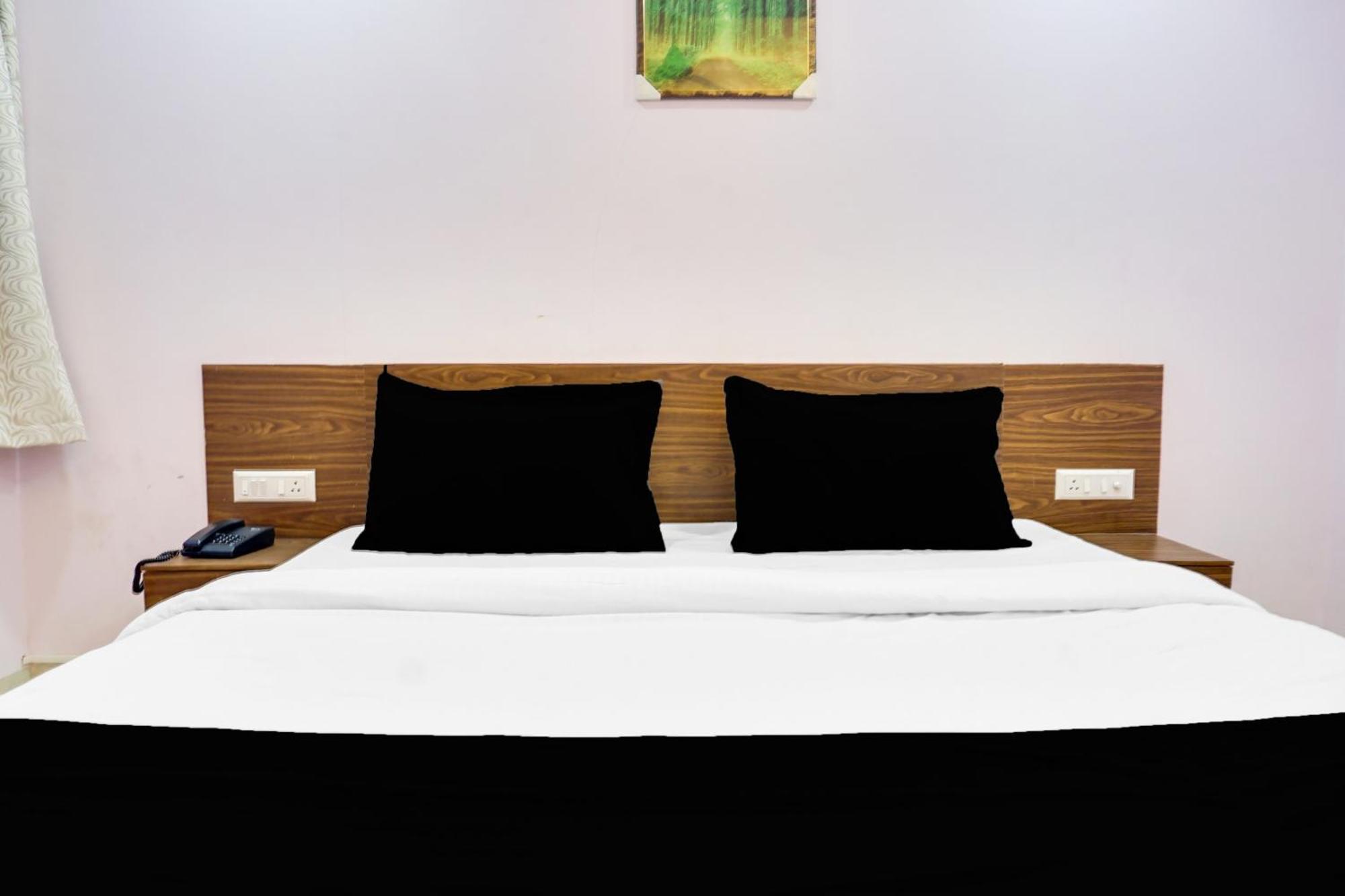 Super Collection O Chandan Nagar Kharadi Formerly Kharadi Inn Пюн Екстериор снимка