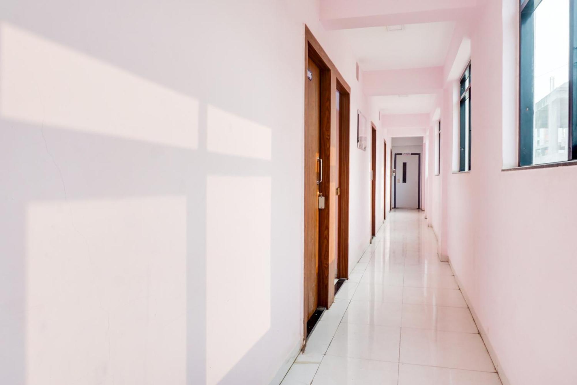 Super Collection O Chandan Nagar Kharadi Formerly Kharadi Inn Пюн Екстериор снимка